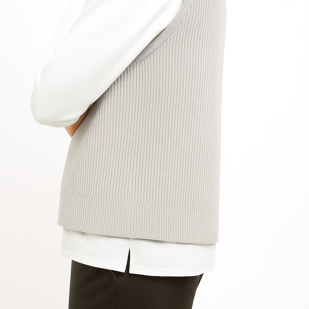 Knitted V-Neck Vest – Light Gray