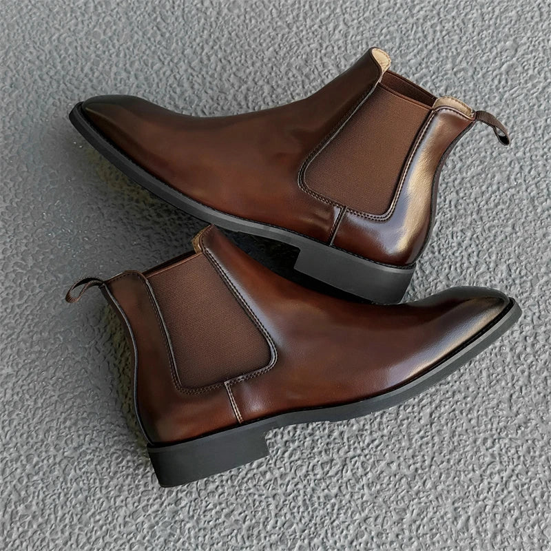 Leather Chelsea Boots - Brown